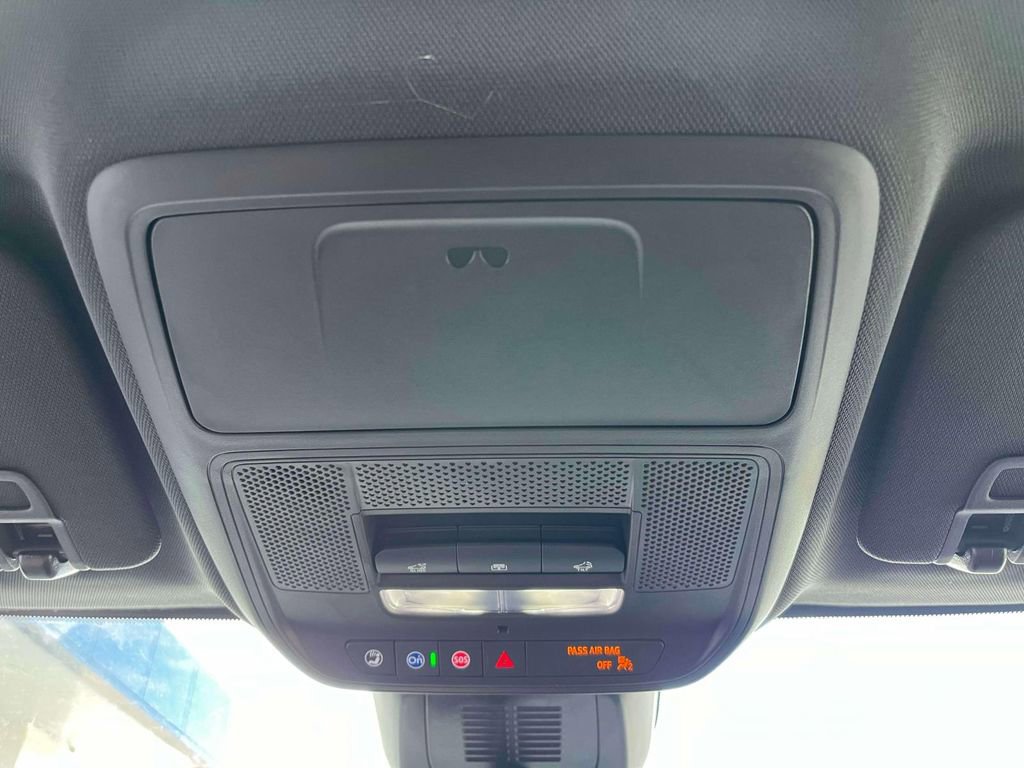 New 2026 GMC Terrain AT4 w/ LPO, Floor Liner Package image 30