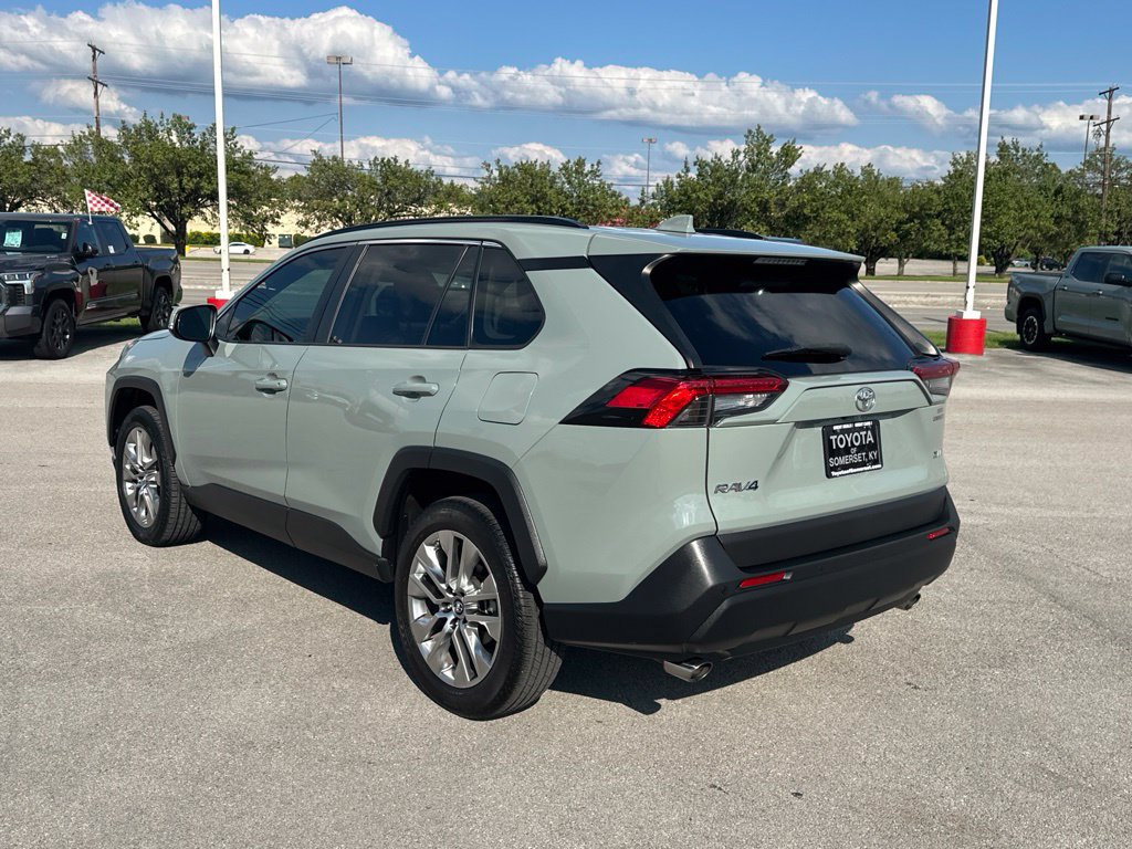Certified 2019 Toyota RAV4 XLE Premium w/ Advanced Technology Package FWD image 5