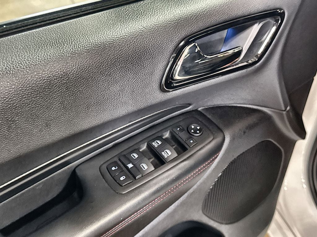 Used 2025 Dodge Durango GT image 14