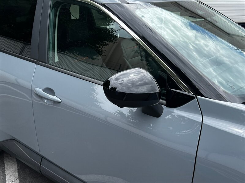 Used 2026 Nissan Rogue SV AWD/4WD image 9