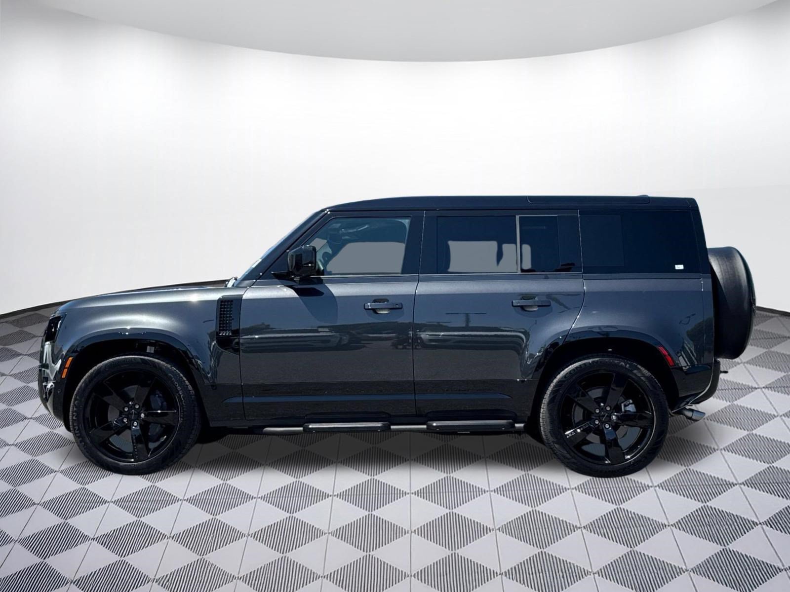 Certified 2026 Land Rover Defender 110 X-Dynamic SE AWD/4WD image 2