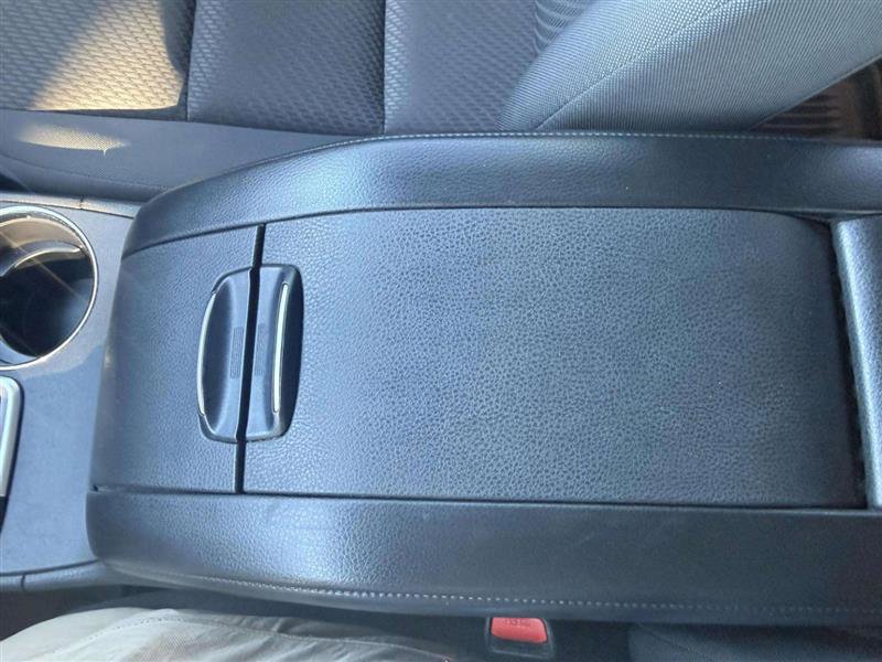 Used 2018 Toyota Highlander LE image 38