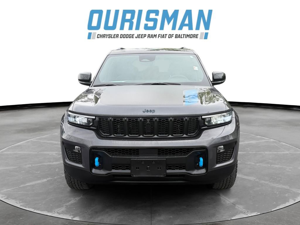Used 2023 Jeep Grand Cherokee Trailhawk w/ Luxury Tech Group III AWD/4WD image 8