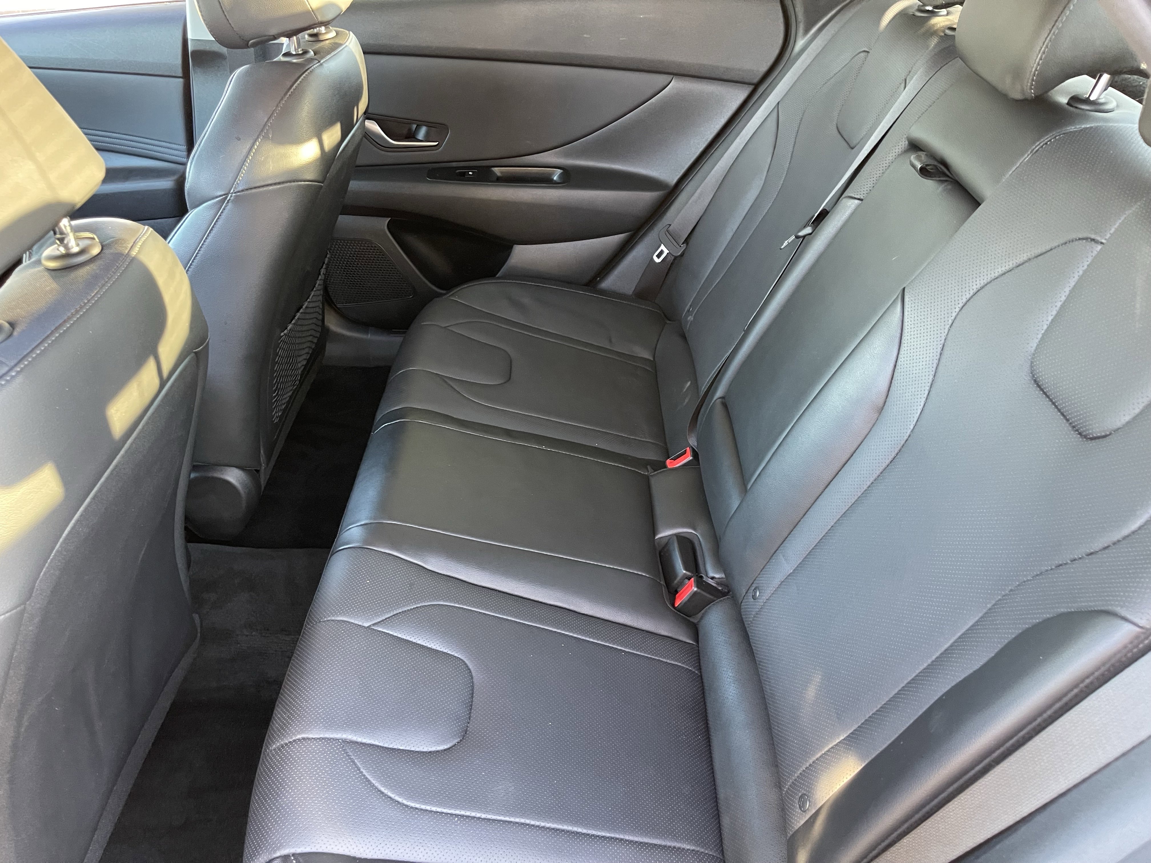 Used 2023 Hyundai Elantra Limited FWD image 19