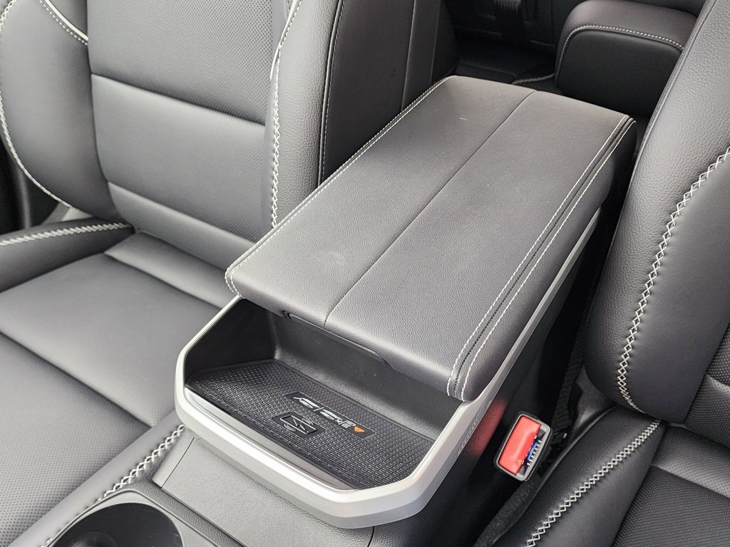 New 2026 GMC Terrain Denali image 33