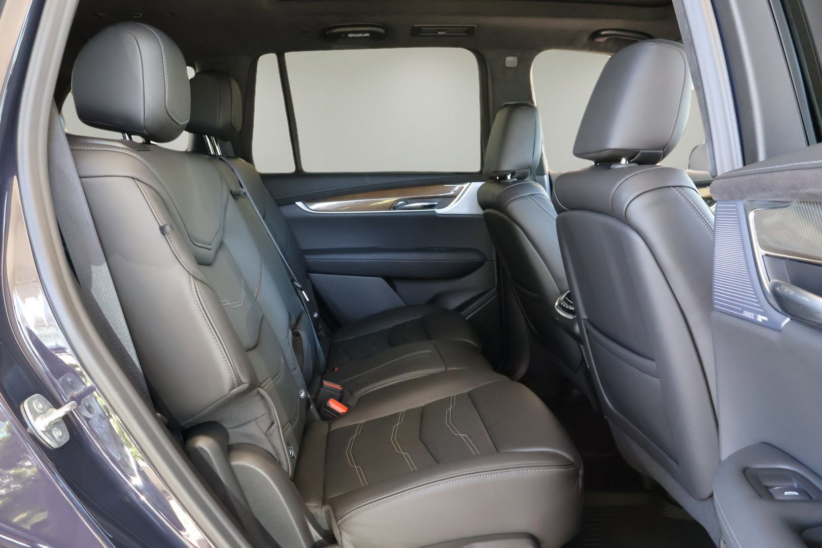 Certified 2025 Cadillac XT6 Premium Luxury w/ Platinum Package image 20