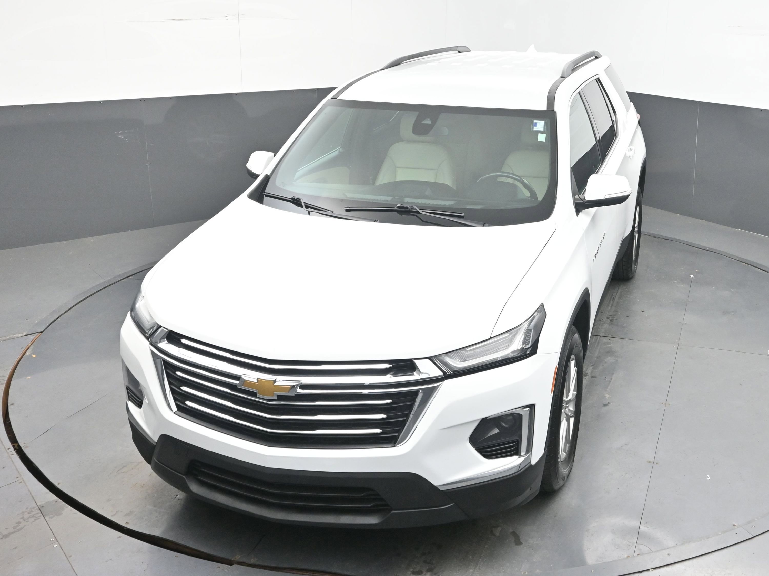 Used 2022 Chevrolet Traverse LT AWD/4WD image 32