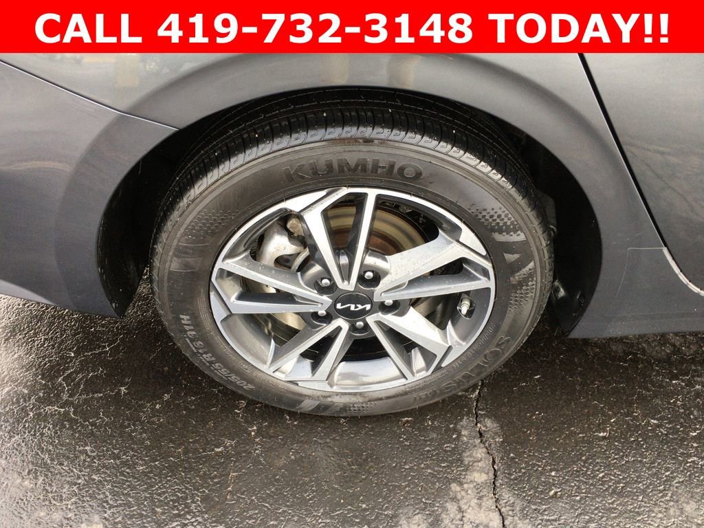 Used 2022 Kia Forte LXS w/ LXS Technology Package image 30