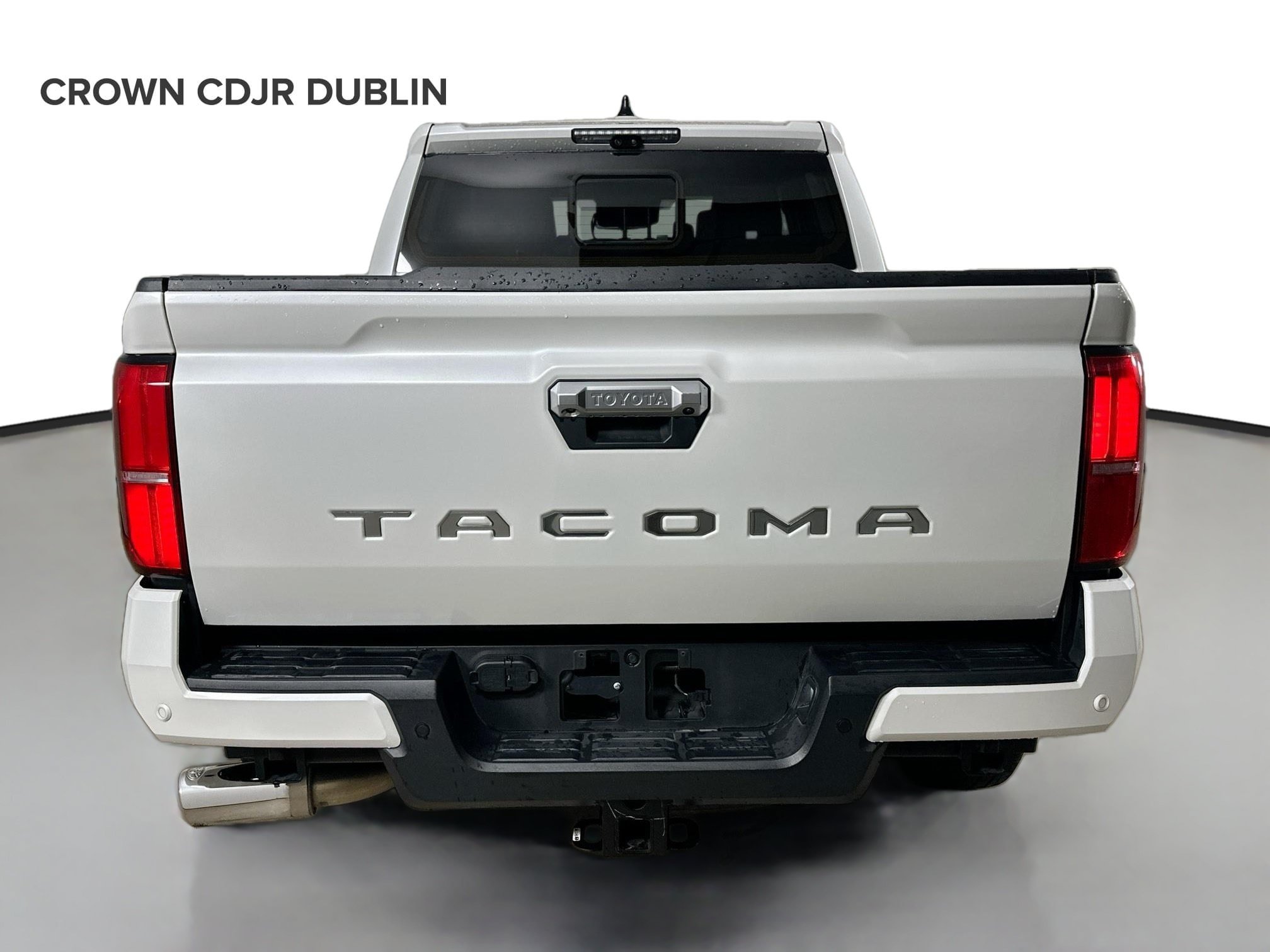 Used 2026 Toyota Tacoma Limited AWD/4WD image 6