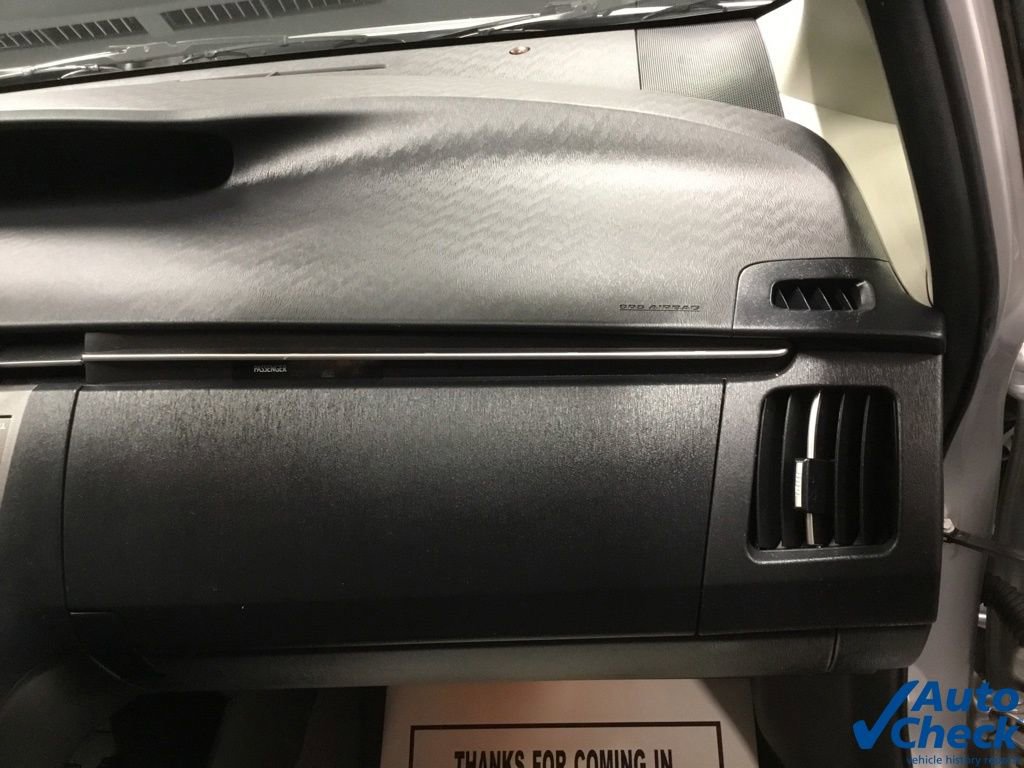 Used 2015 Toyota Prius Three w/ Solar Roof Package image 41