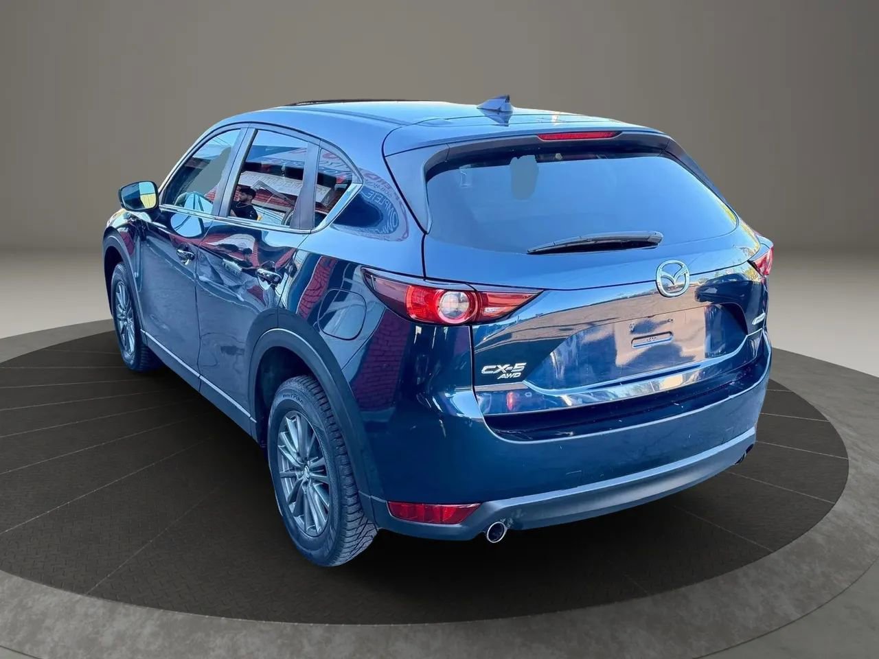 Used 2017 MAZDA CX-5 Touring w/ Preferred Equipment Package AWD/4WD image 6