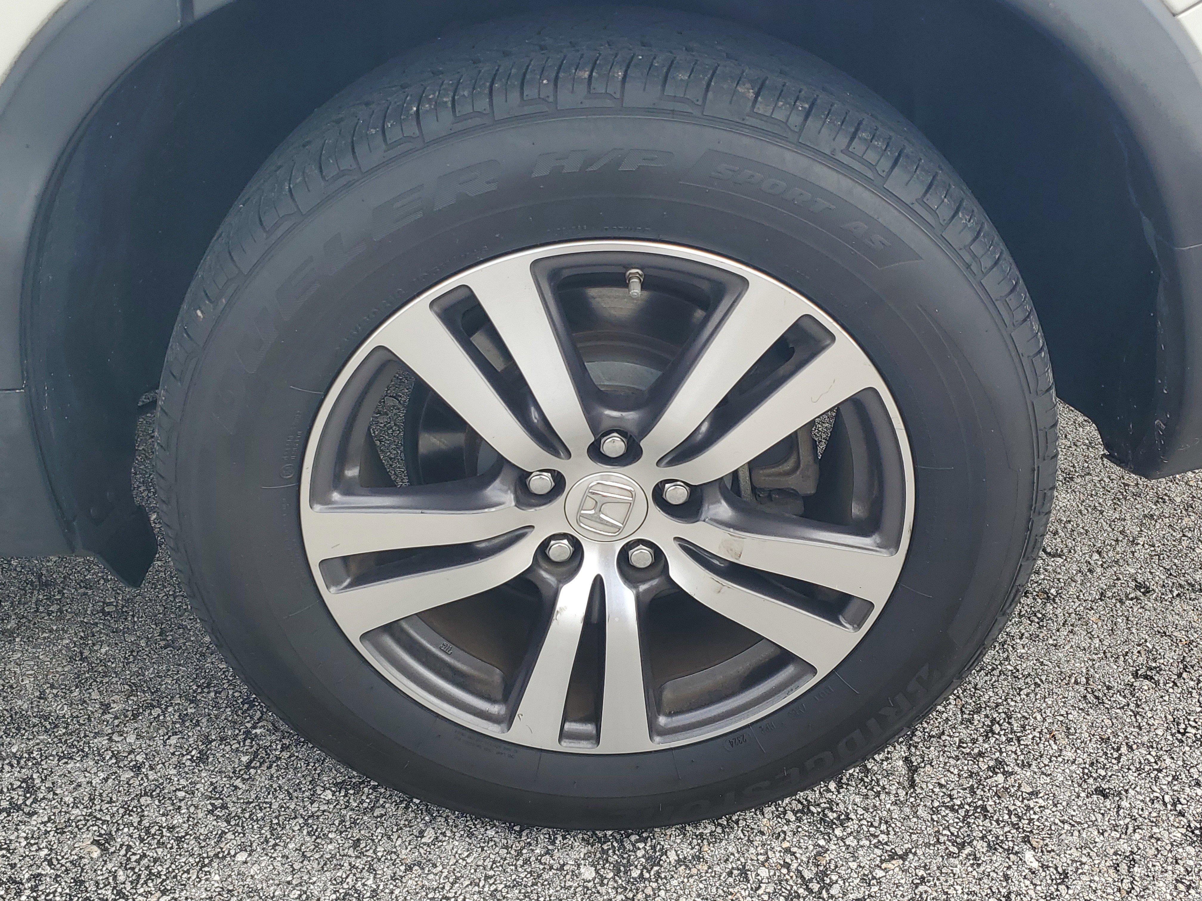 Used 2017 Honda Pilot EX image 8