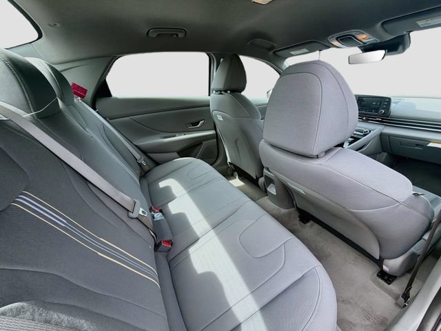 Certified 2026 Hyundai Elantra Sport FWD image 25