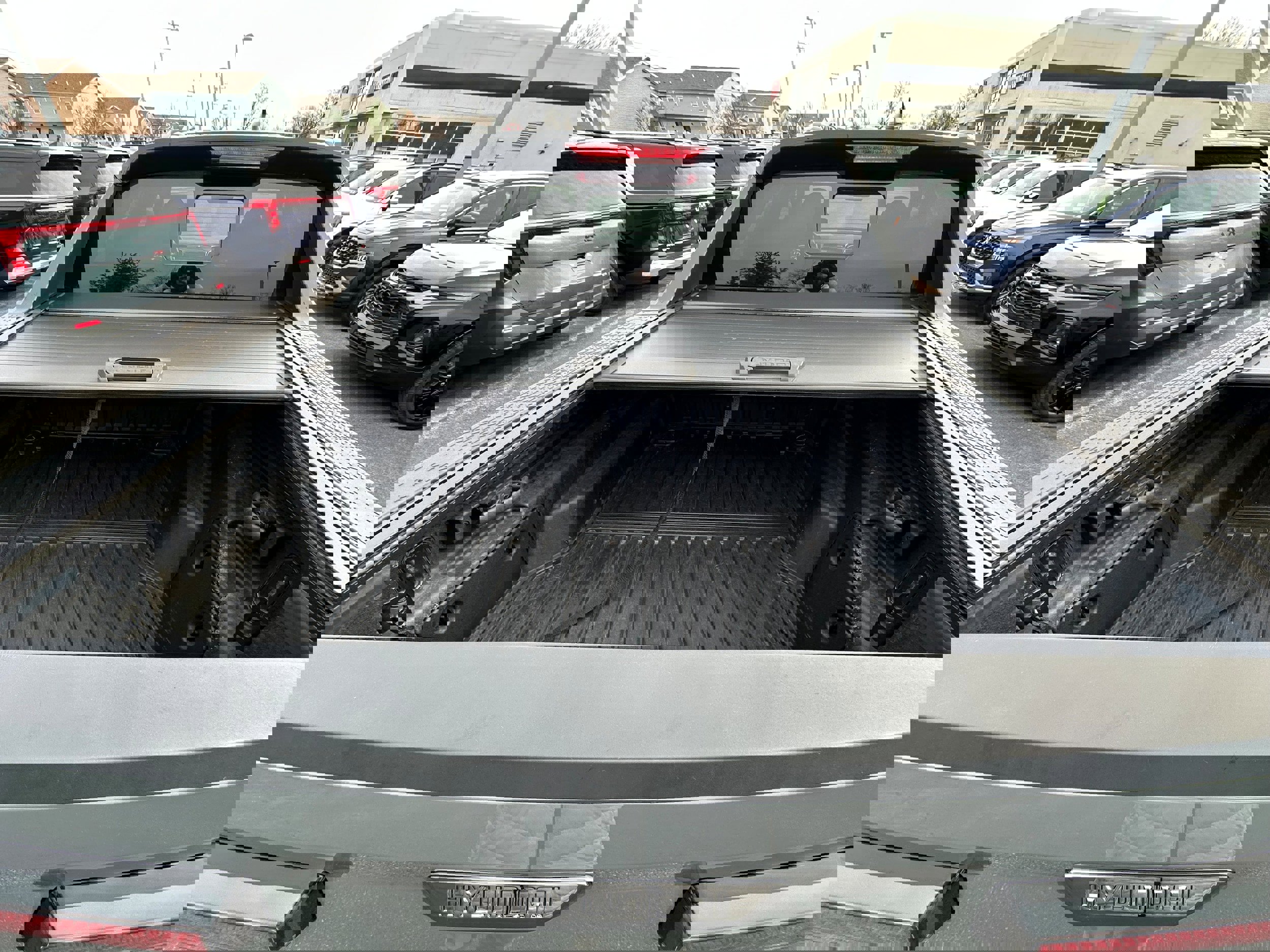 Used 2023 Hyundai Santa Cruz Night w/ Cargo Package image 11