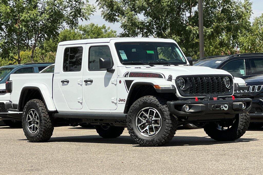 New 2026 Jeep Gladiator Rubicon AWD/4WD image 2