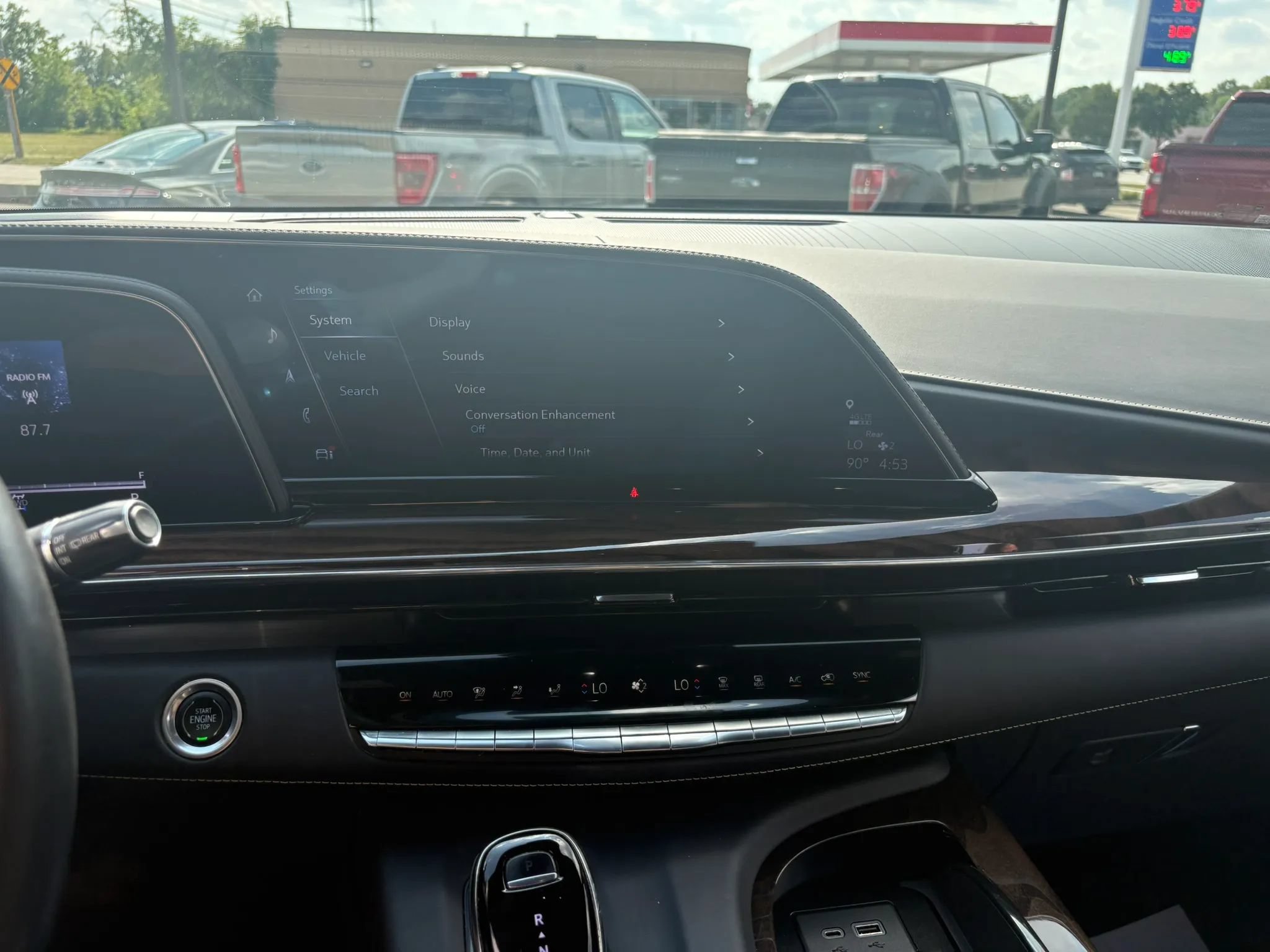 Used 2022 Cadillac Escalade Sport Platinum AWD/4WD image 23