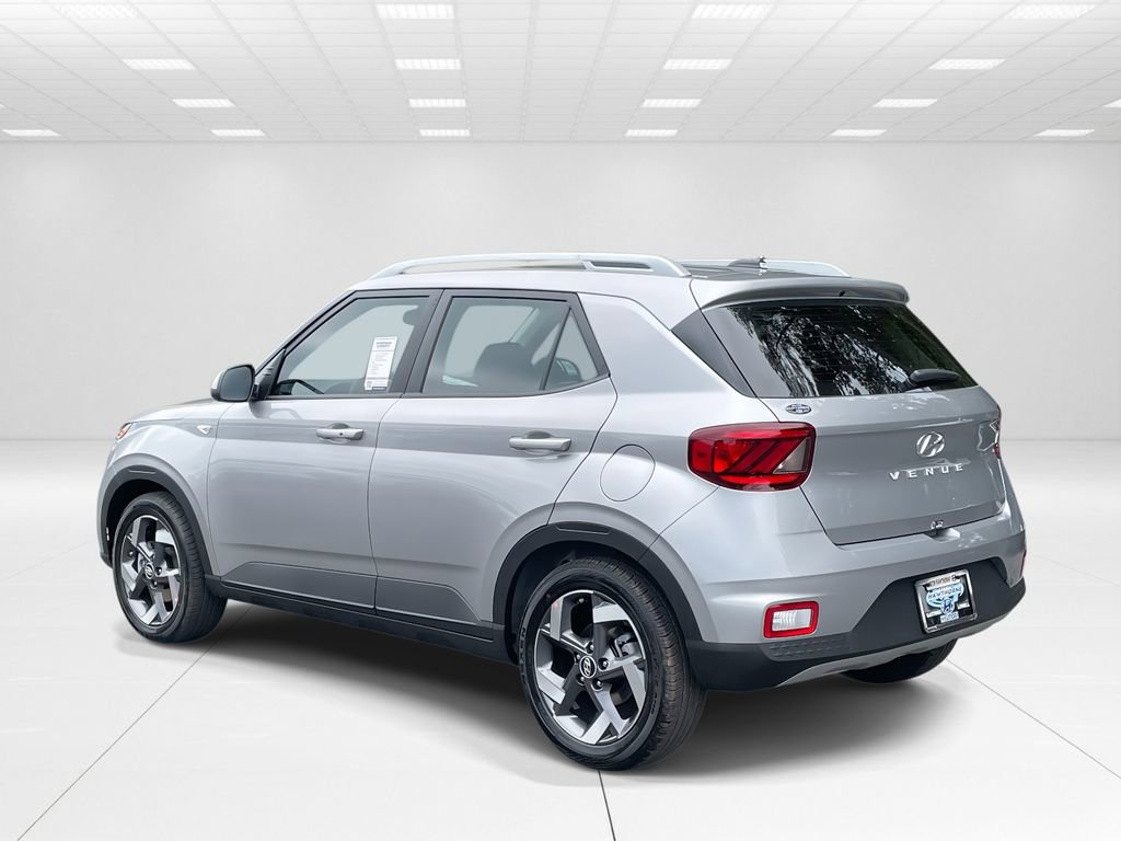 New 2026 Hyundai Venue SEL image 4
