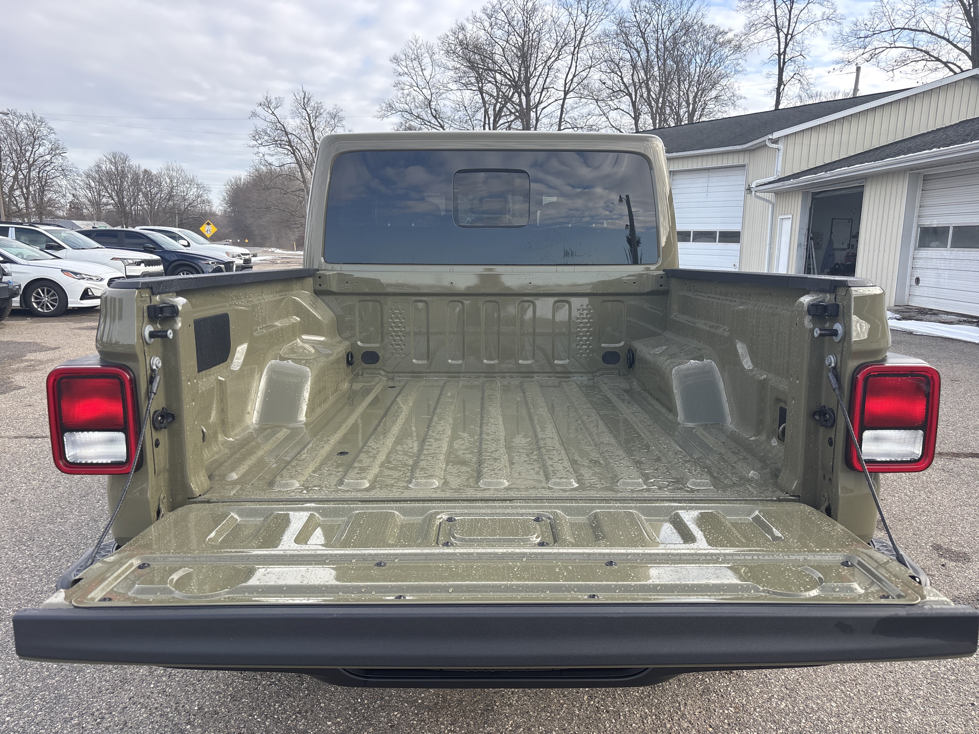 New 2026 Jeep Gladiator Sport AWD/4WD image 5