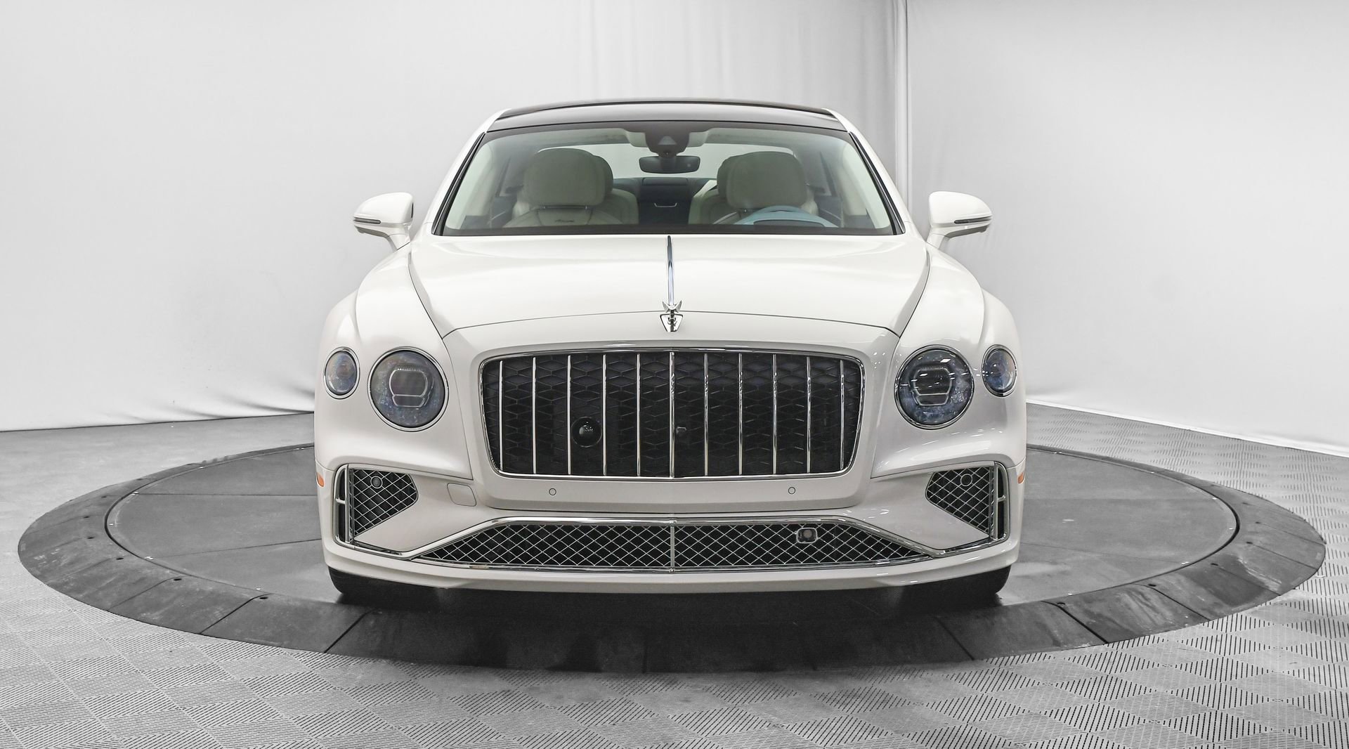 New 2026 Bentley Flying Spur Plug-In Hybrid image 7