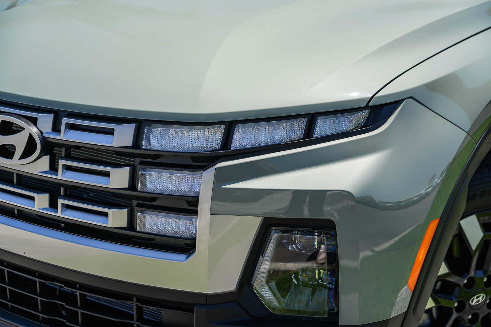 New 2026 Hyundai Santa Cruz SEL FWD image 2