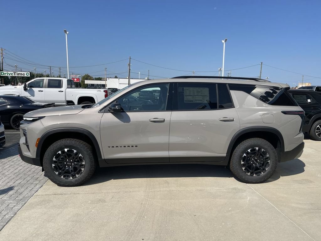 New 2027 Chevrolet Traverse Z71 w/ Enhanced Driving Package AWD/4WD image 4
