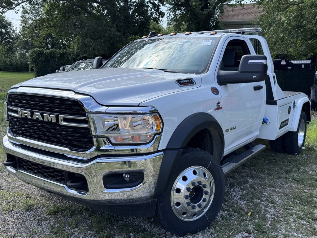 New 2024 RAM 4500 SLT w/ Quick Order Package 2YG SLT image 4