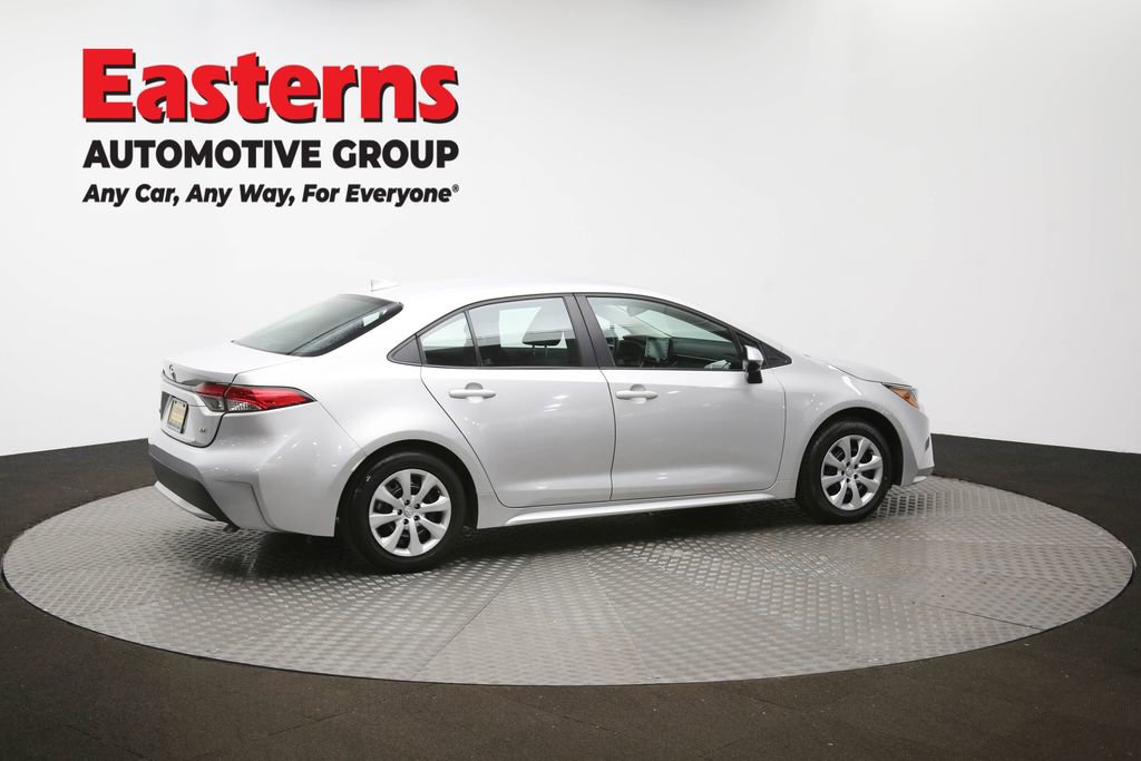 Used 2022 Toyota Corolla LE FWD image 43