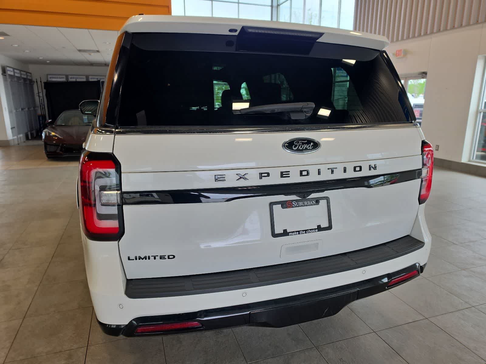 Used 2023 Ford Expedition Limited AWD/4WD image 10