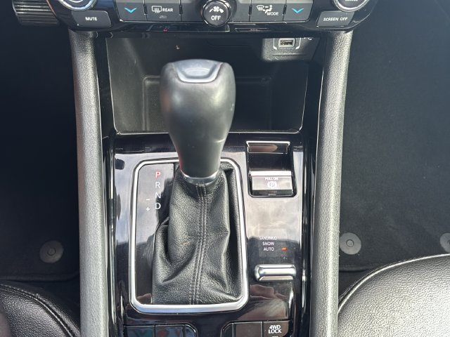 Used 2025 Jeep Compass Limited AWD/4WD image 24