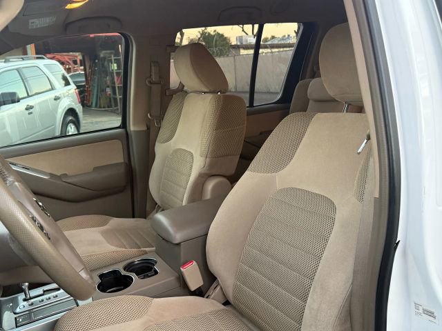 Used 2011 Nissan Pathfinder SV image 14