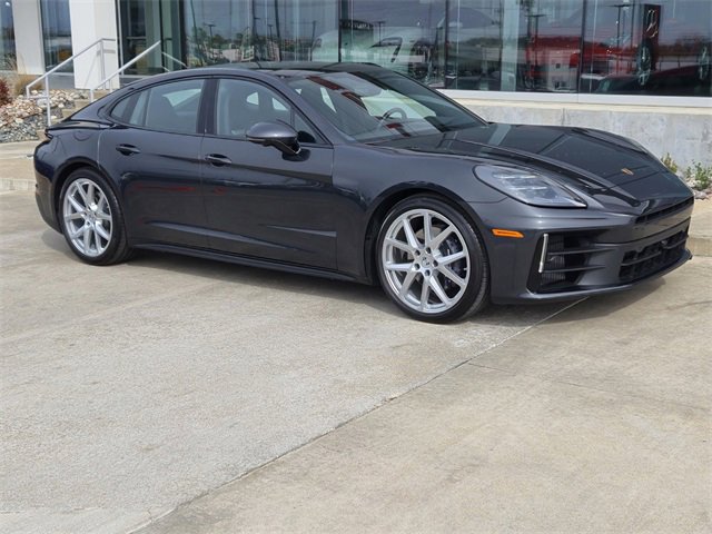 New 2024 Porsche Panamera 4 image 9