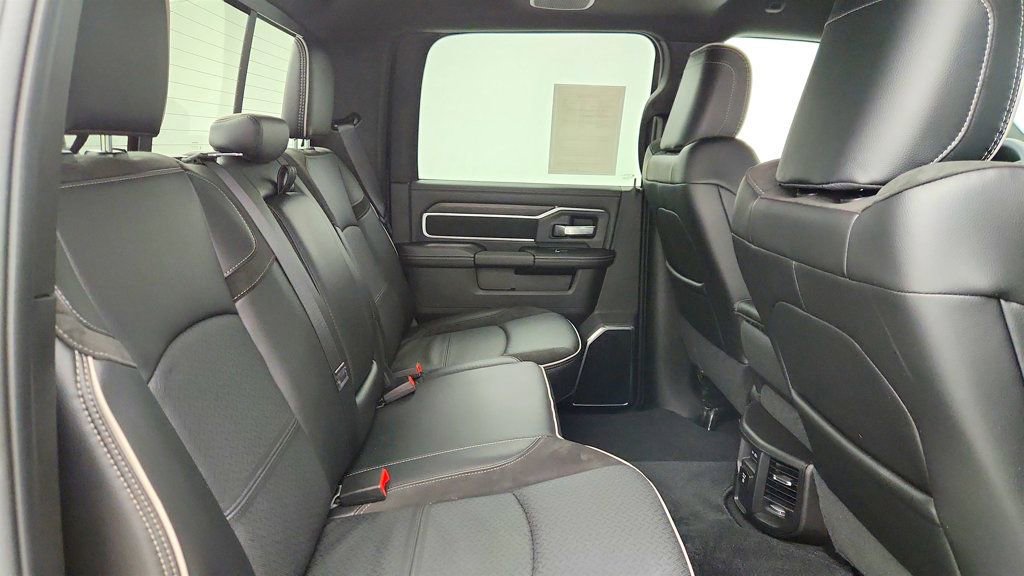 Used 2026 RAM 2500 Laramie AWD/4WD image 23