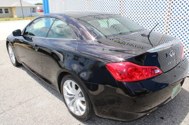 Used 2014 INFINITI Q60 Convertible w/ Premium Package RWD image 10