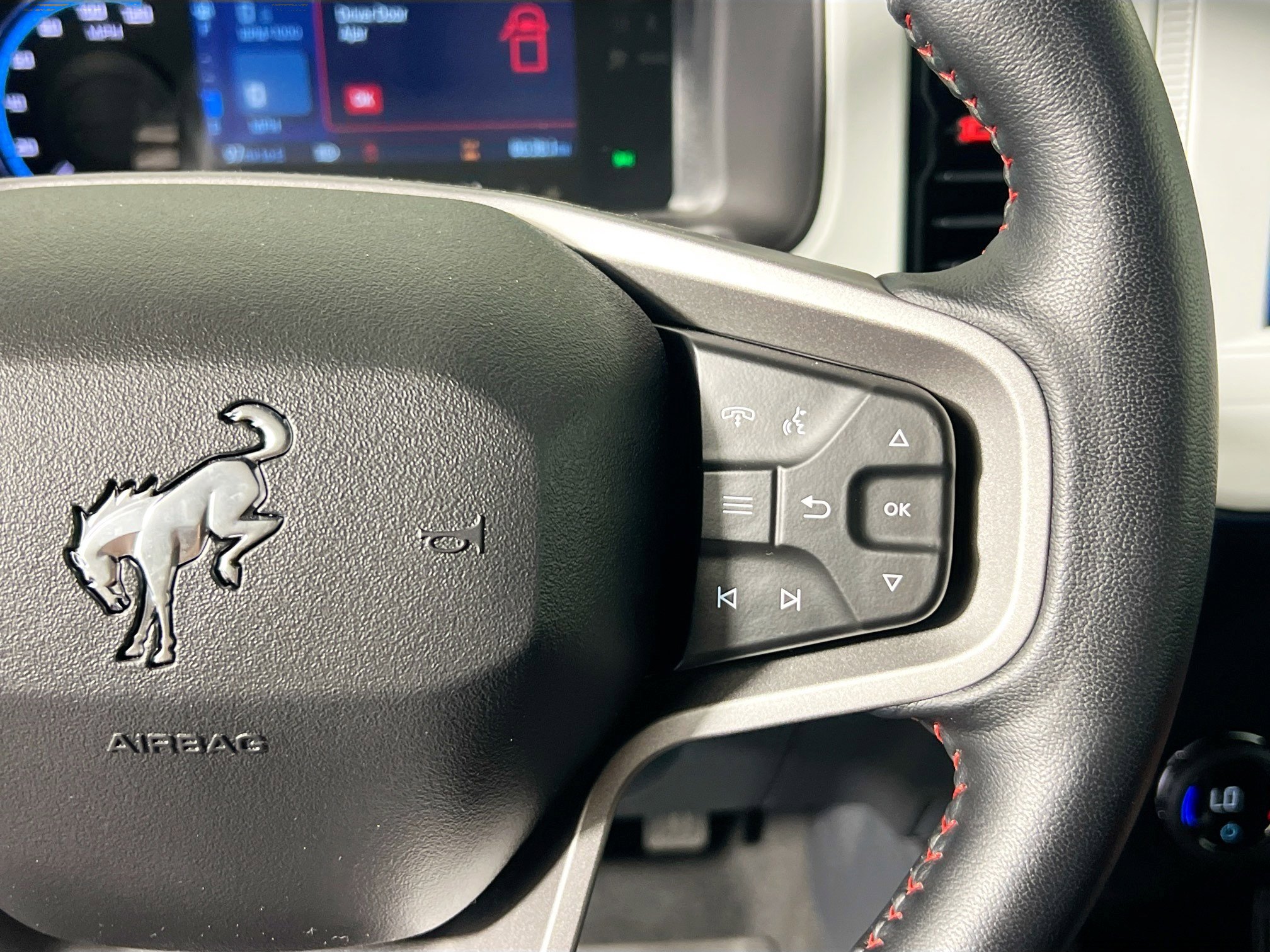 Used 2023 Ford Bronco Heritage Edition AWD/4WD image 19