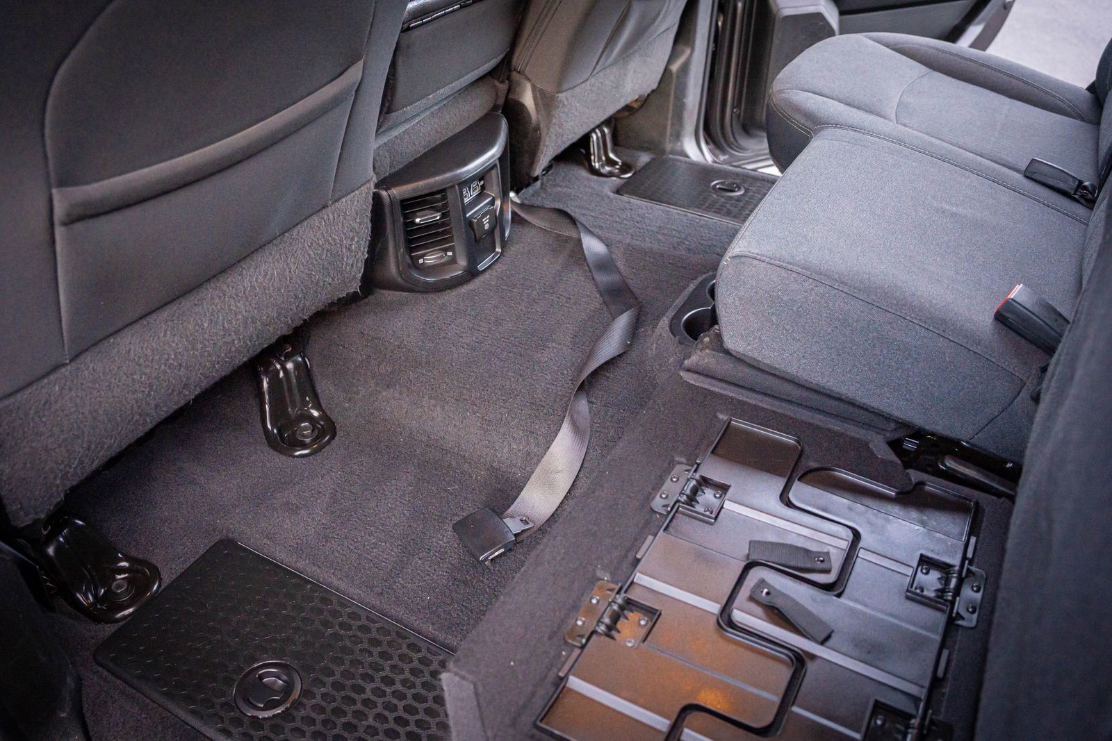 Used 2020 RAM 3500 Big Horn w/ Level 2 Equipment Group image 28