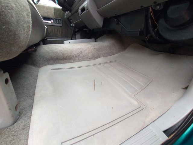 Used 1994 Chevrolet Silverado 1500 4x4 Extended Cab image 68