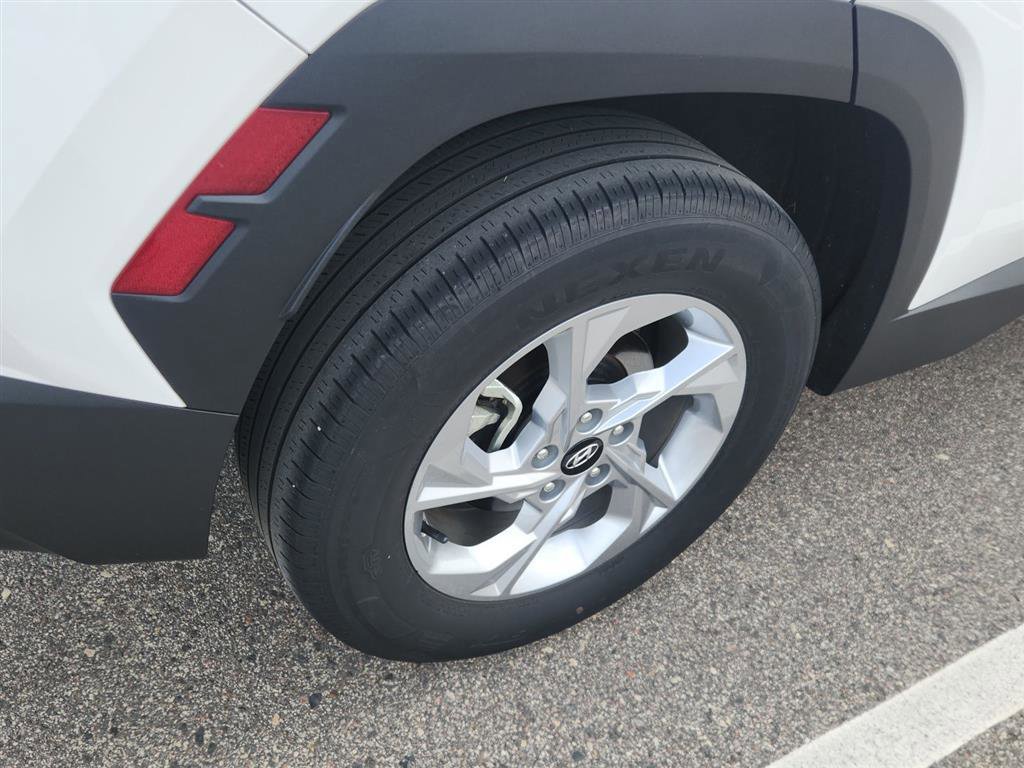 Used 2023 Hyundai Tucson SEL AWD/4WD image 5