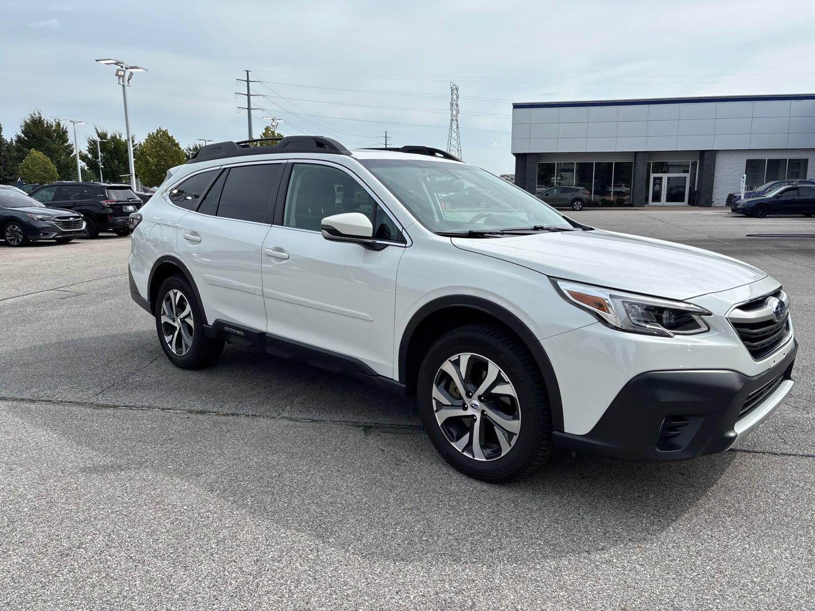 Used 2022 Subaru Outback Limited XT AWD/4WD image 8