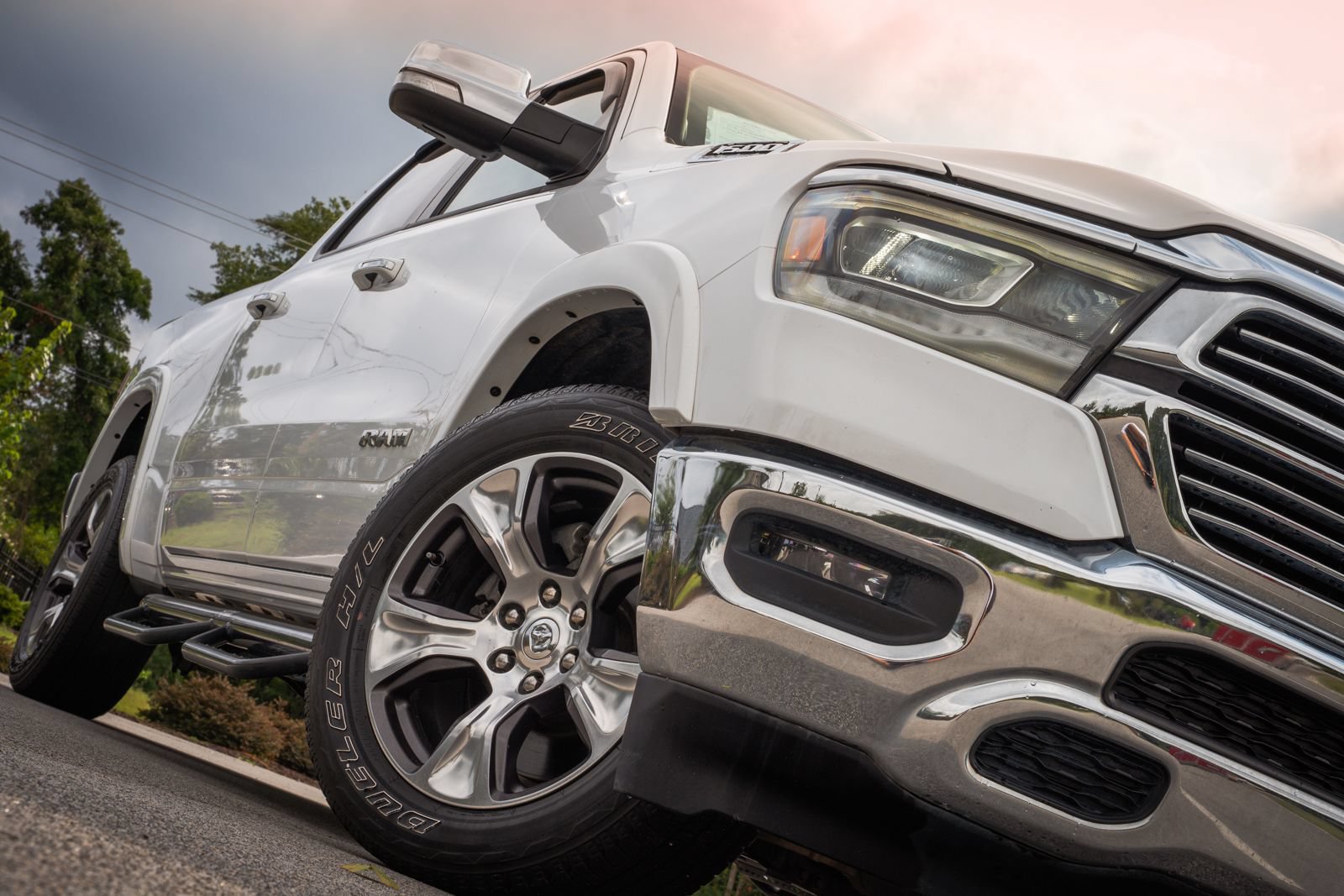 Used 2022 RAM 1500 Laramie AWD/4WD image 11
