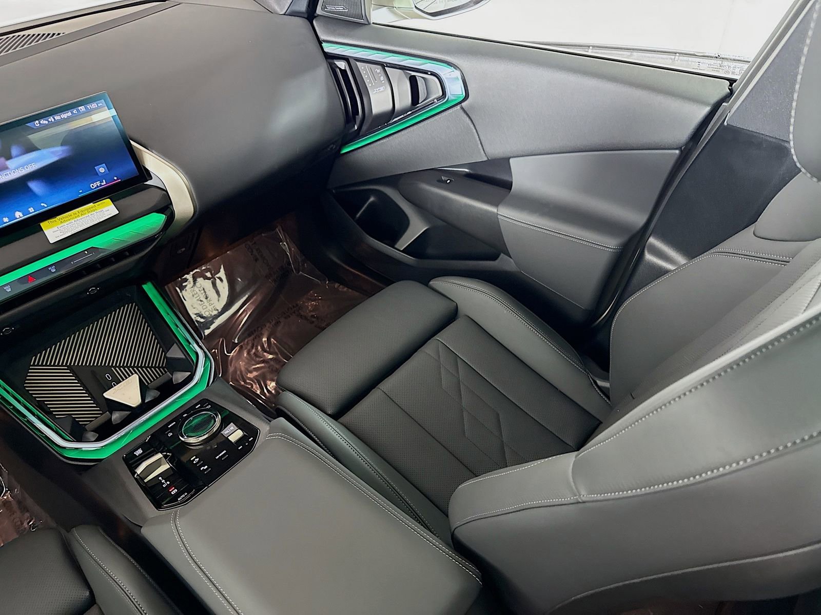 Used 2025 BMW X3 xDrive30i w/ Premium Package image 24