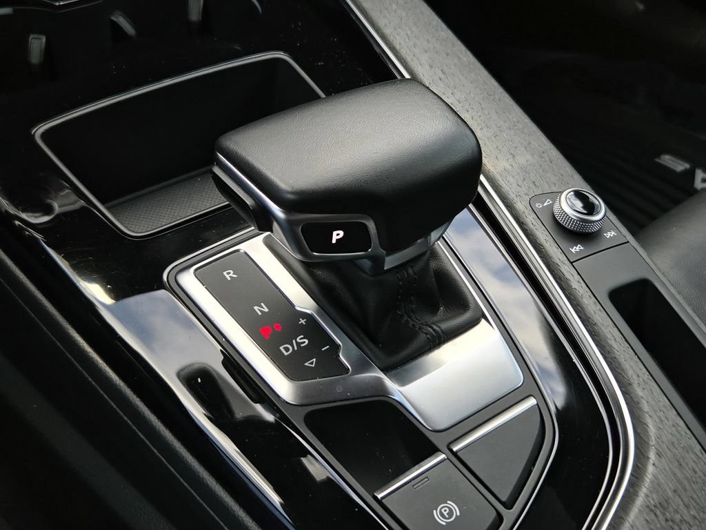 Used 2022 Audi A5 2.0T Premium AWD/4WD image 21