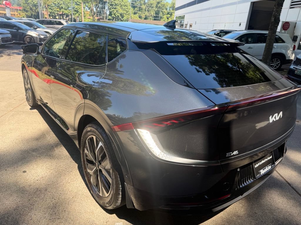 Certified 2024 Kia EV6 Wind w/ Wind Technology Package AWD/4WD image 6
