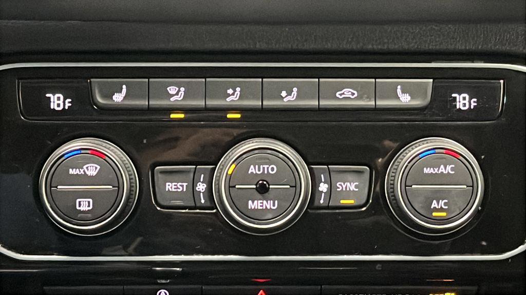 Used 2022 Volkswagen Atlas SEL AWD/4WD image 18