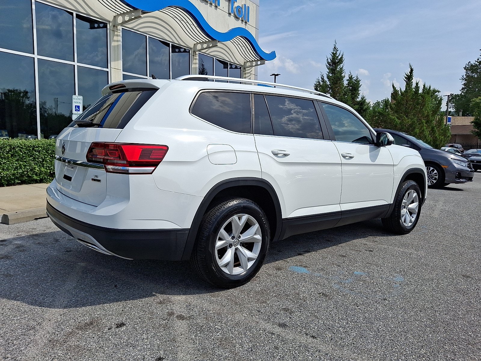Used 2018 Volkswagen Atlas SE AWD/4WD image 6