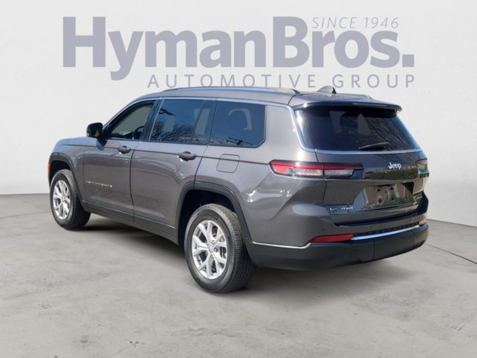 Used 2021 Jeep Grand Cherokee L Limited AWD/4WD image 5