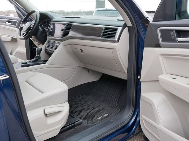 Used 2019 Volkswagen Atlas SE w/ Towing Package image 20