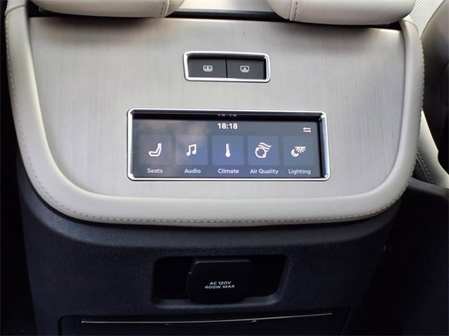 New 2025 Lincoln Navigator L Reserve image 10