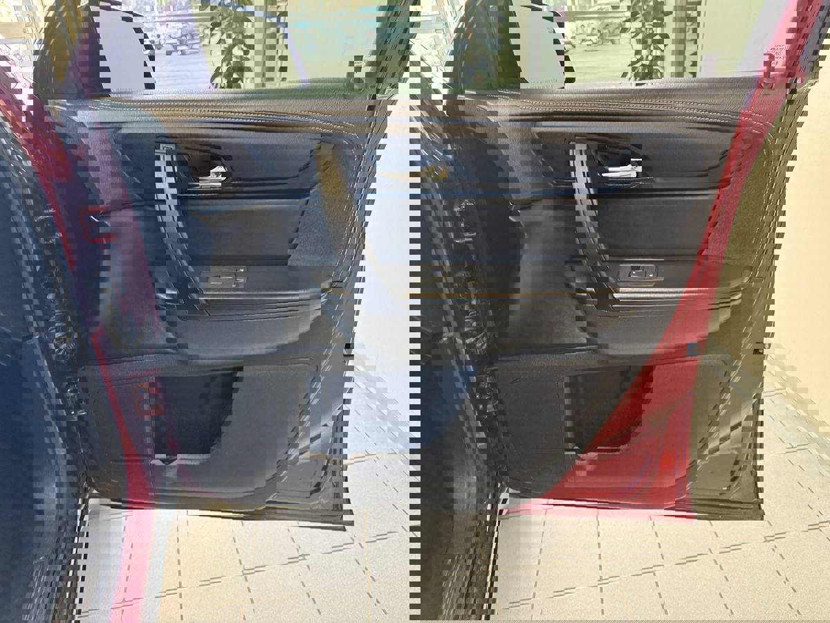 Used 2015 Chevrolet Traverse LT w/ Style and Technology Package image 14