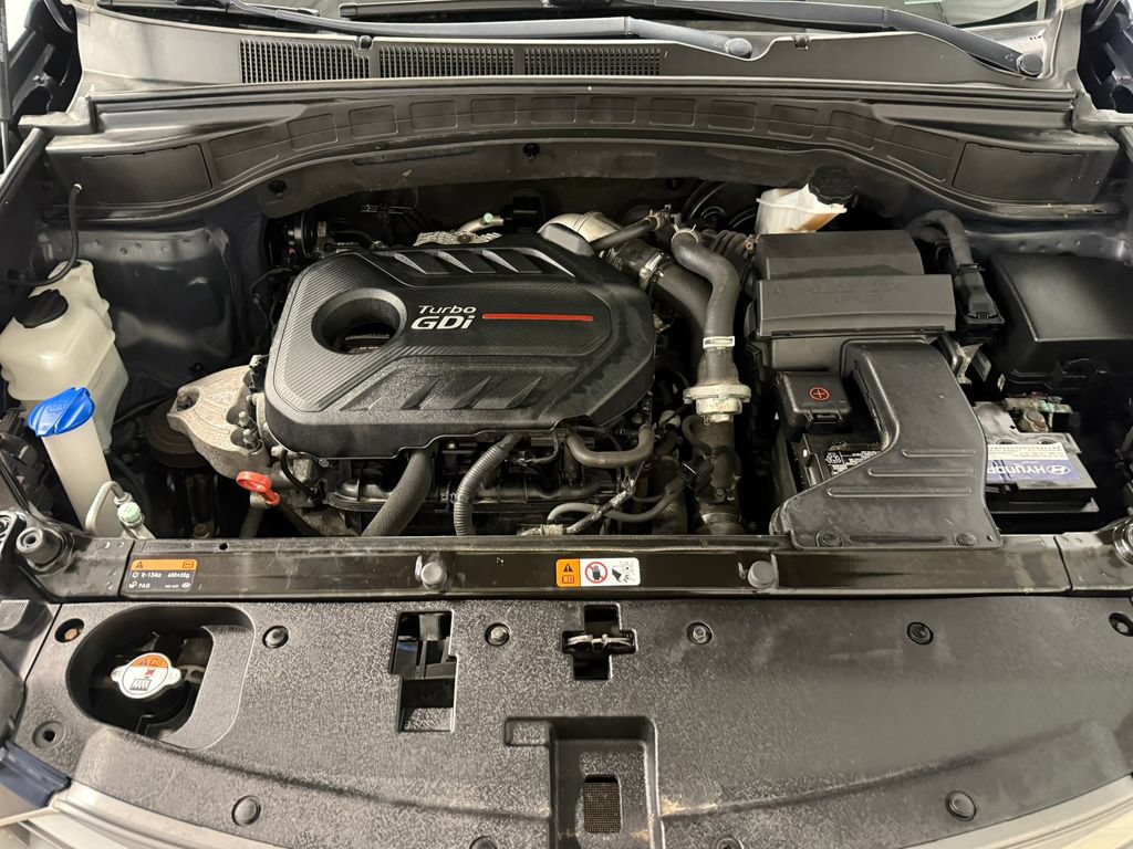 Used 2017 Hyundai Santa Fe Sport AWD/4WD image 18