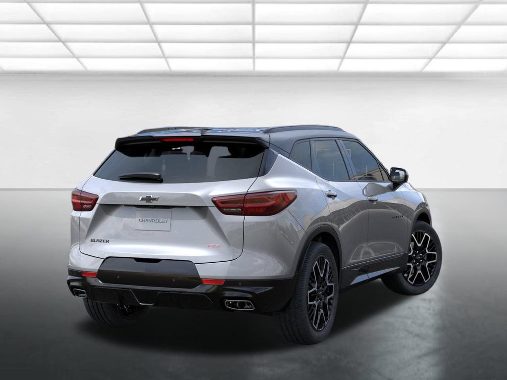 New 2026 Chevrolet Blazer RS w/ Enhanced Convenience Package FWD image 5